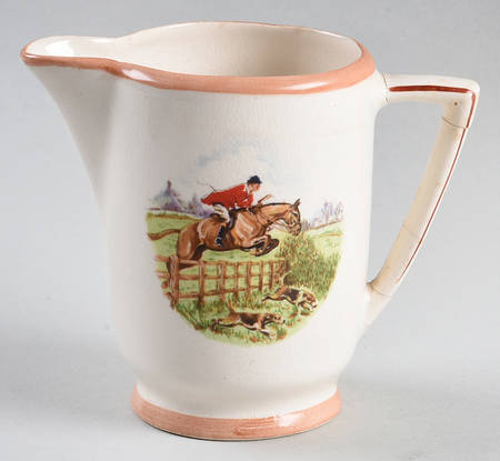 English Hunting Scenes (Salmon Pink Edge) Creamer