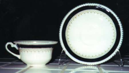 FON15 Flat Cup & Saucer Set
