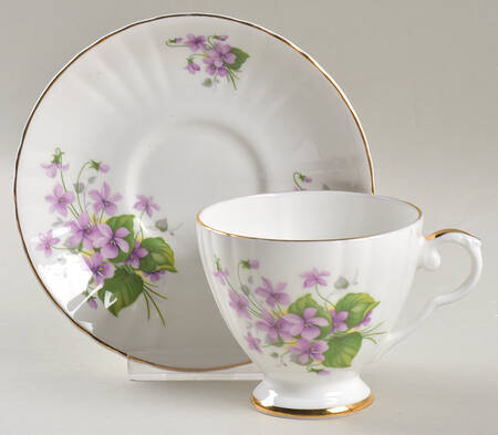 8516 Footed Cup & Saucer Set