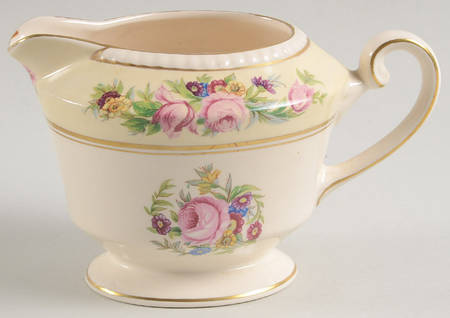 Hampton Court Creamer
