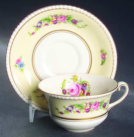 Hampton Court Flat Cup & Saucer Set