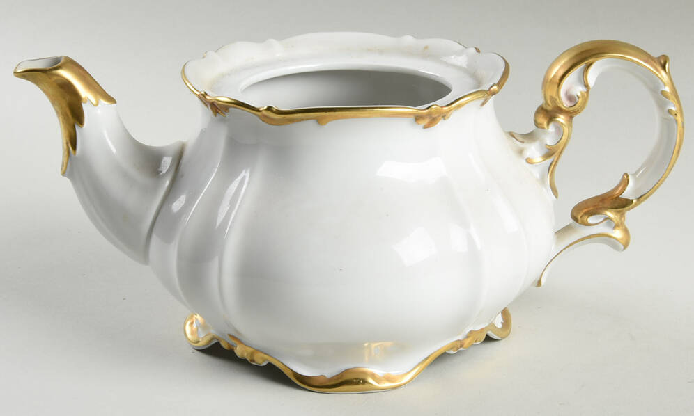 Antoinette Teapot No Lid