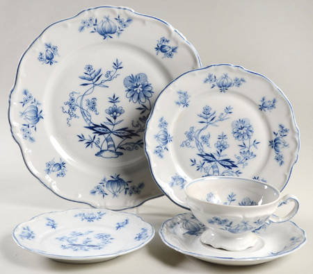 Ming Blue 5 Piece Place Setting