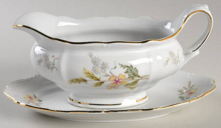 Wheatfield Gravy Boat with Attached Underplate