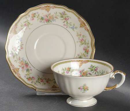 Aida (Gold Verge & Trim) Footed Cup & Saucer Set