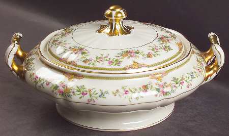 Aida (Gold Verge & Trim) Round Covered Vegetable