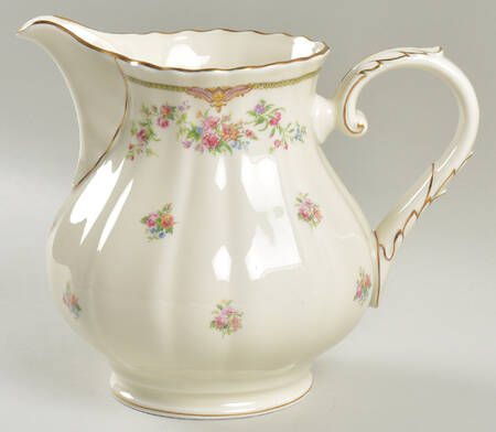 Aida (Green Verge & Gold Trim) 38 Oz Pitcher