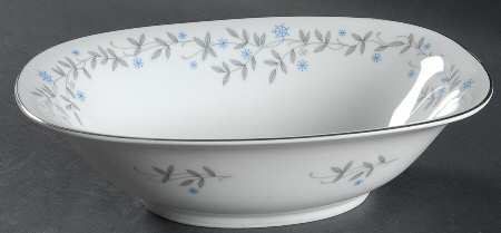 Arietta 9" Oval Vegetable Bowl