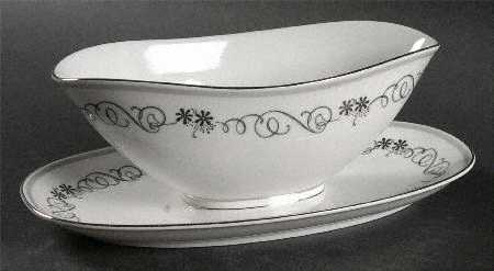 Barcarole Gravy Boat with Attached Underplate