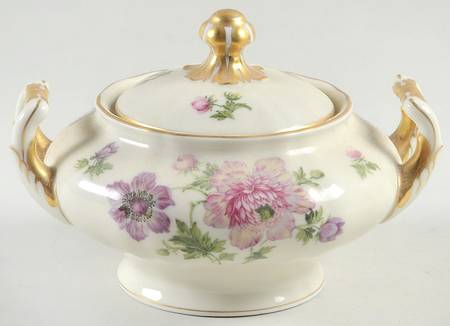 Barbara Sugar Bowl & Lid