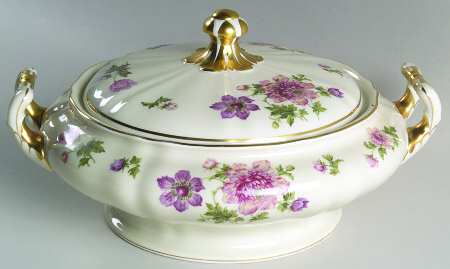 Barbara Round Covered Vegetable
