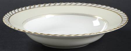 Baronial (White Center) Rim Soup Bowl