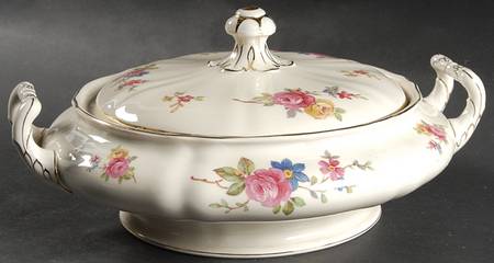 Carmen Cream Round Covered Vegetable