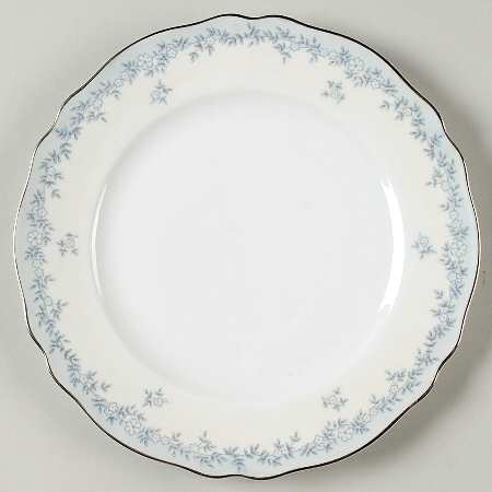 Delphine Luncheon Plate