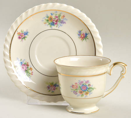De Rose Footed Demitasse Cup & Saucer Set
