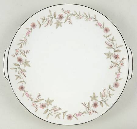Fascination Handled Cake Plate