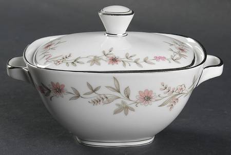 Fascination Sugar Bowl & Lid