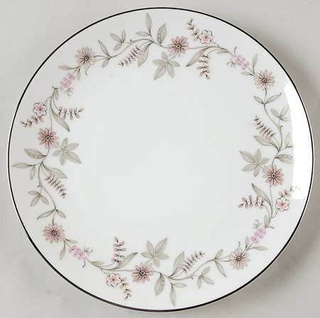 Fascination Luncheon Plate