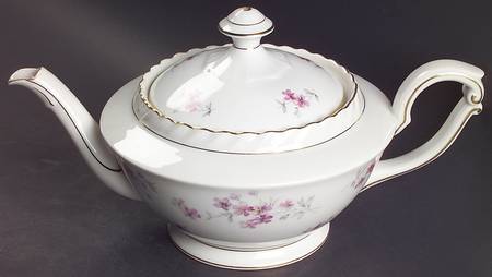 Fiorella Teapot & Lid