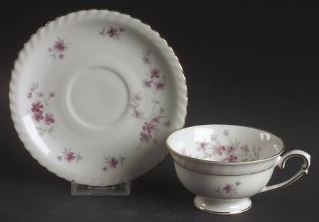 Fiorella Footed Cup & Saucer Set