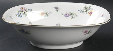 Fleurettes 9" Oval Vegetable Bowl