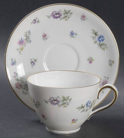 Fleurettes Flat Cup & Saucer Set
