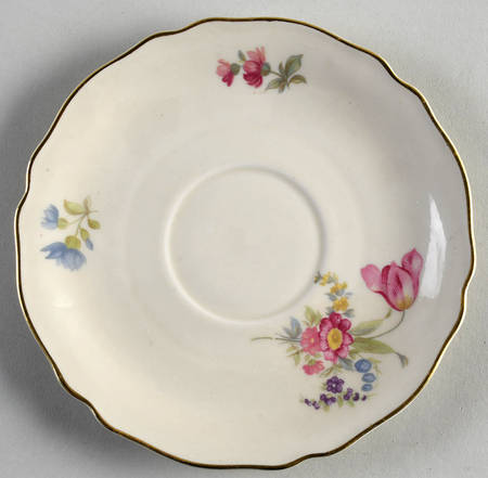 Floria (Cream Background) Saucer