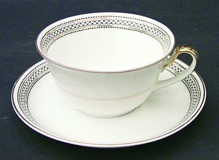 7187 Flat Cup & Saucer Set
