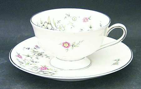 FR74 Footed Cup & Saucer Set