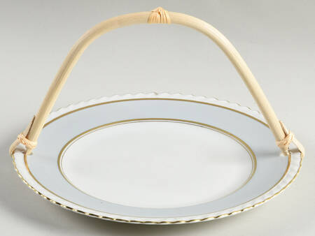 French Gray 5 3/8"-5 5/8" Bamboo Handled Serving Plate  HC