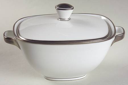 Gracious Sugar Bowl & Lid