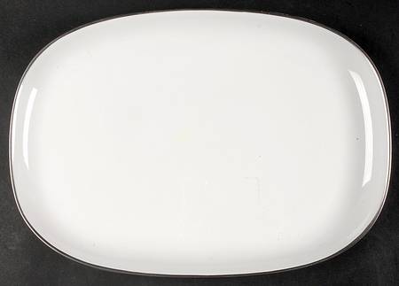 Gracious 14" Oval Serving Platter