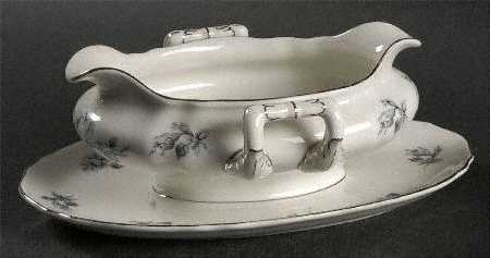 Grixella Gravy Boat with Attached Underplate