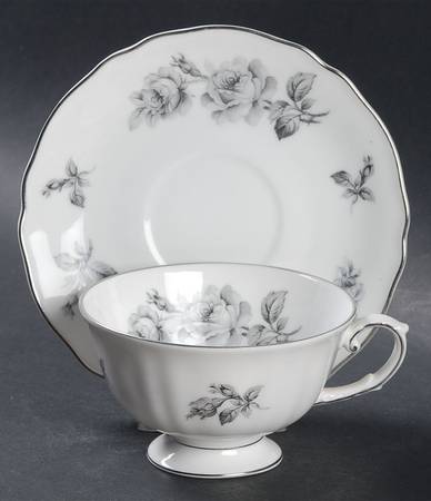 Grixella Footed Cup & Saucer Set