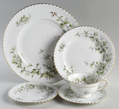 Hawthorn 40 Piece Estate Set