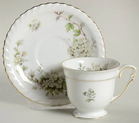 Hawthorn Footed Demitasse Cup & Saucer Set