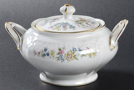Isabelle Sugar Bowl & Lid