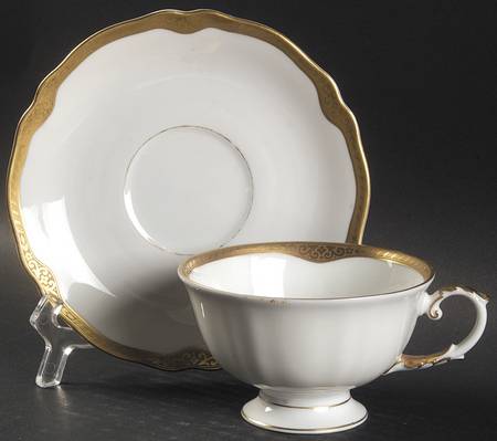 Jewel Footed Cup & Saucer Set