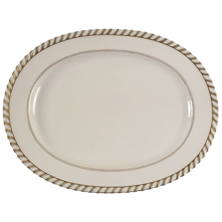 La Princesse (Cream Background) 15" Oval Serving Platter