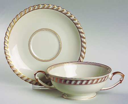 La Princesse (Cream Background) Footed Cream Soup Bowl & Saucer Set