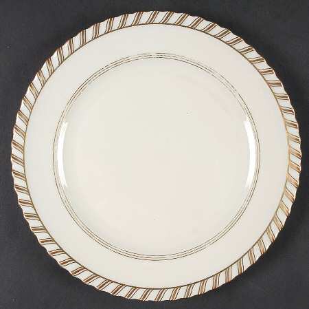 La Princesse (Cream Background) Salad Plate
