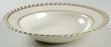 La Princesse (Cream Background) Rim Soup Bowl