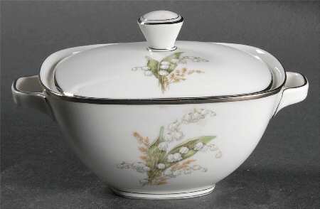 Lily Sugar Bowl & Lid