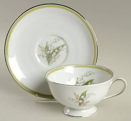 Lily of The Valley Footed Cup & Saucer Set