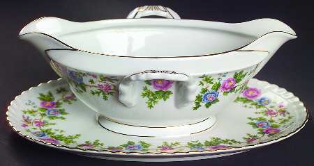 Mandarin Gravy Boat with Attached Underplate