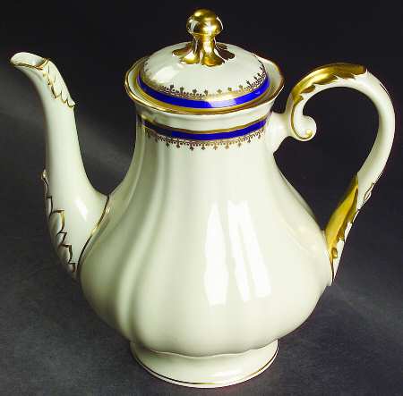 Matilde Small Coffee Pot & Lid