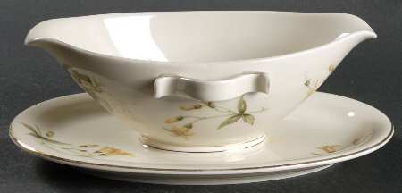 Maybelle Gravy Boat with Attached Underplate