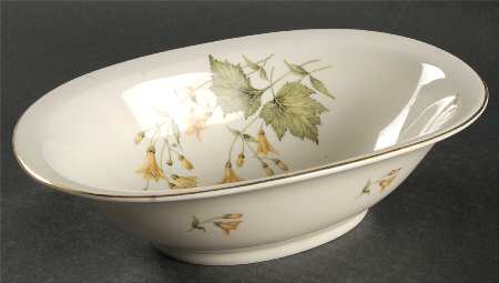 Maybelle 10" Oval Vegetable Bowl