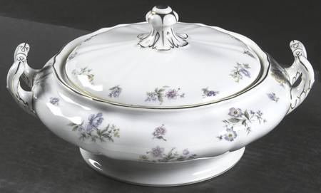Millefleurs Round Covered Vegetable