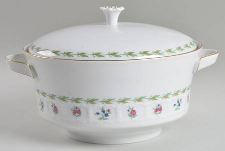 Musette (Coupe Shape) Round Covered Vegetable